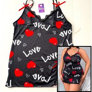 Holiday Nightie black red white hearts love NWT